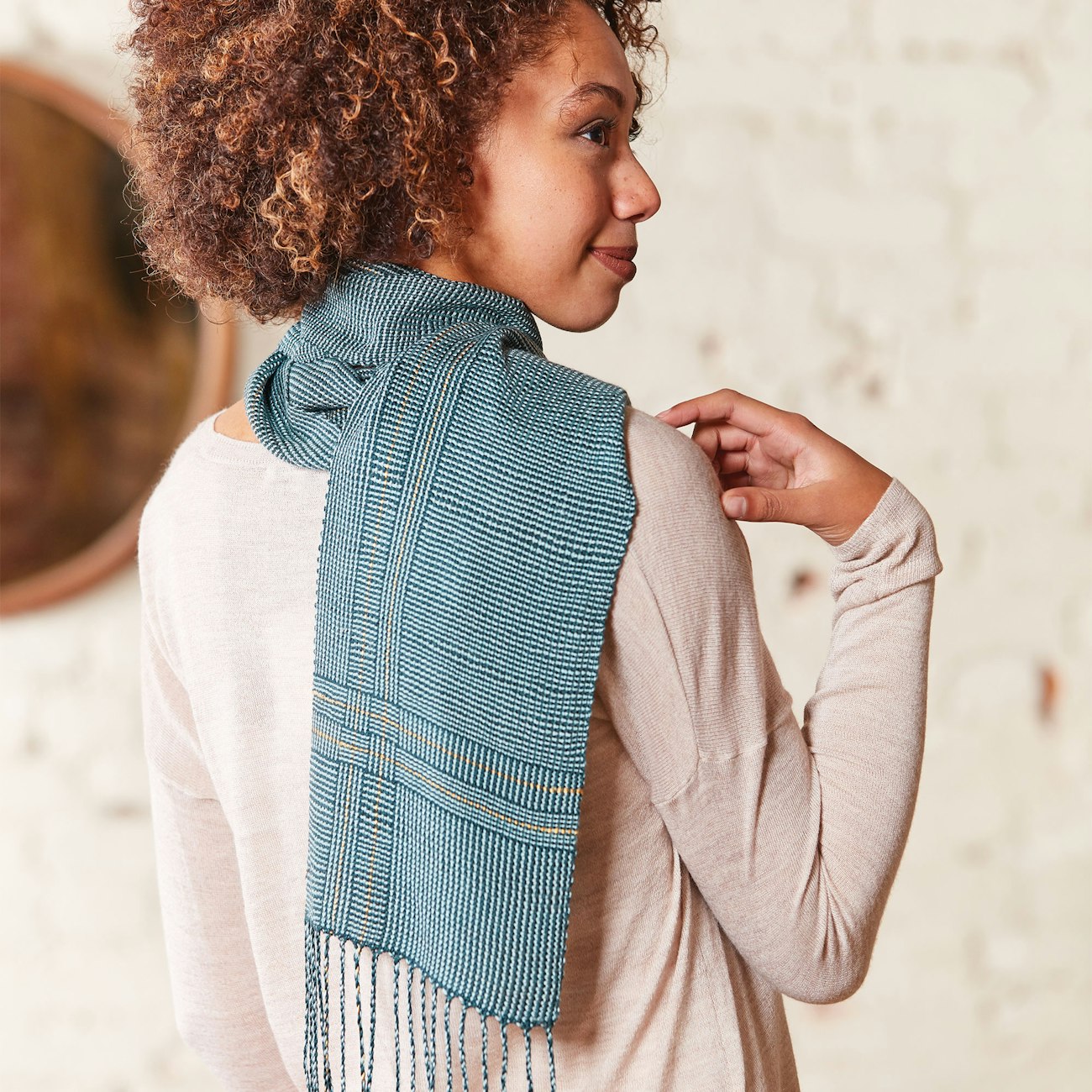 Subway-scarf-closer-square-crop