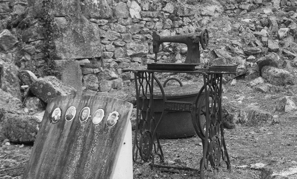Sewing-Machines-Oradour-sur-Glane-4