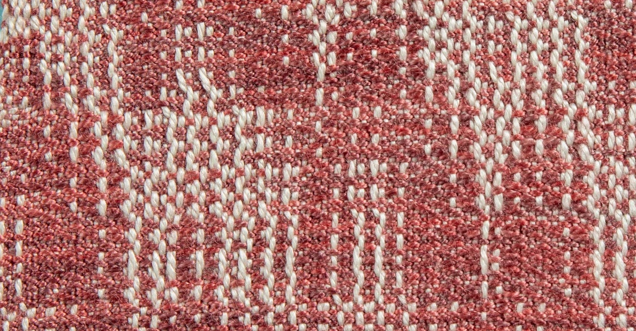 silk-from-the-sea-1-crackle