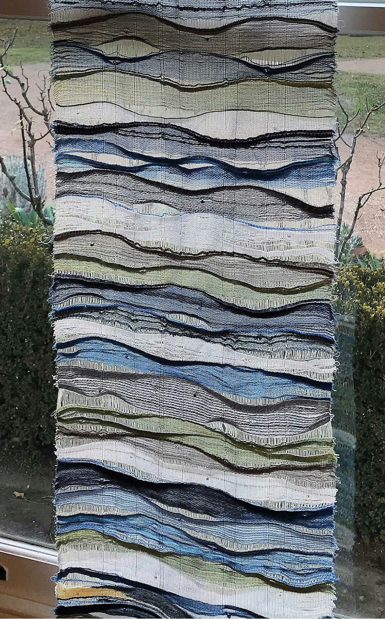 weaving-with-a-wave-stick-6