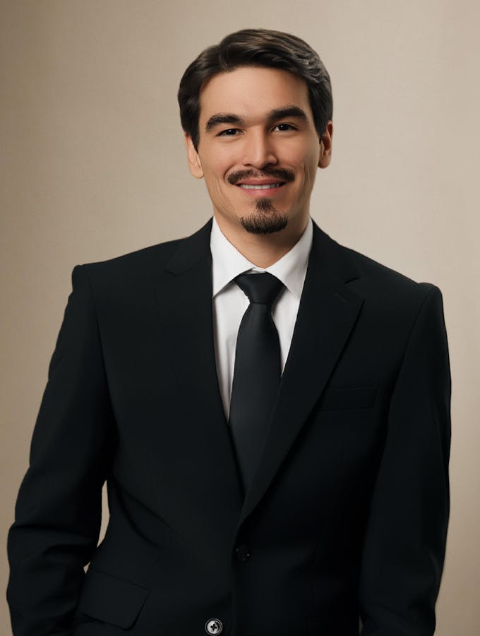 Picture of staff member Luis Javier Espinoza