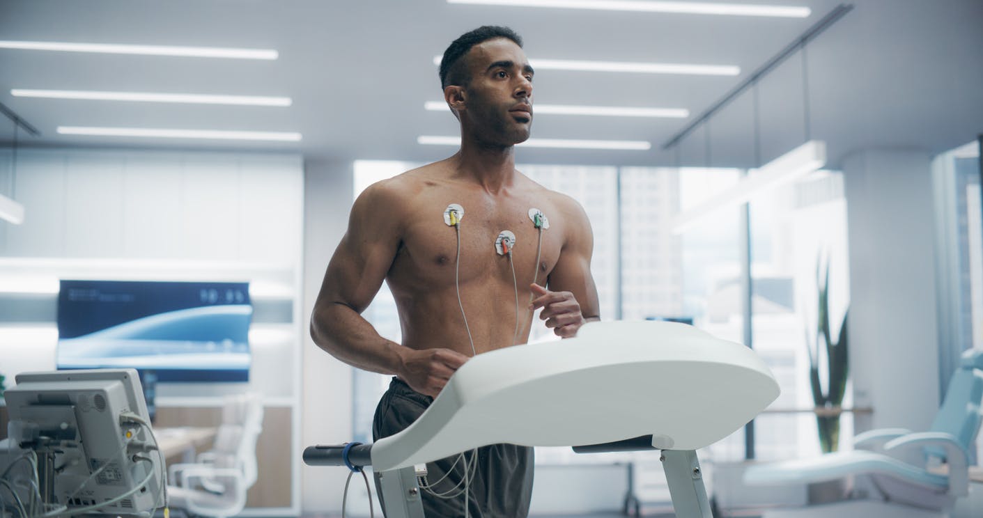 Man receiving body composition test