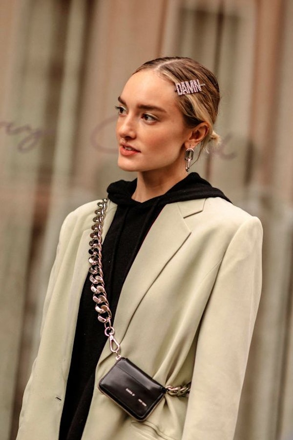 90’s Hair Accessories Are Back At NYFW 19