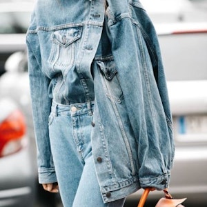 How to wear all denim