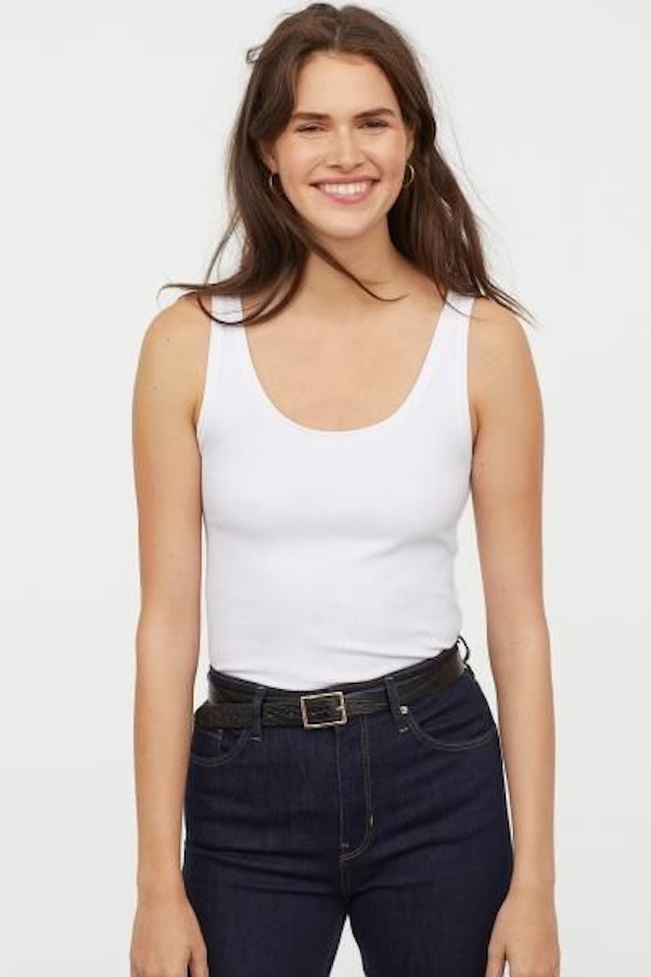 How to wear the basic white tank top in a stylish way