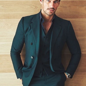 4 Suit Colors every man should consider trying