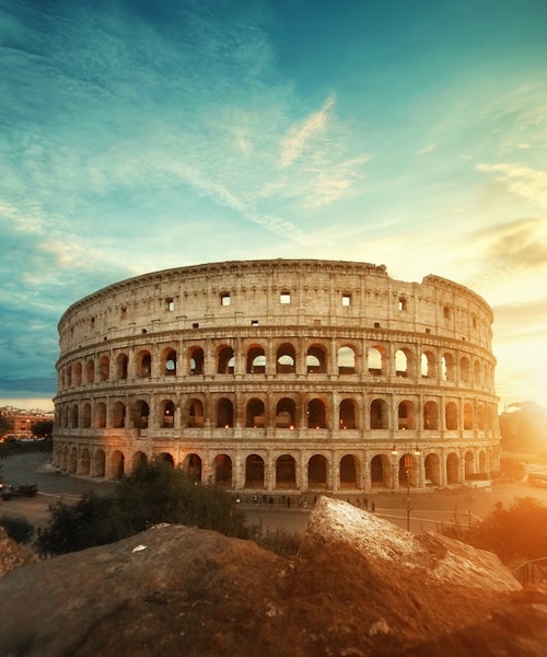 Shopping tour experience in Rome