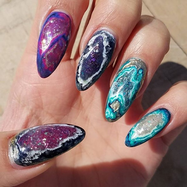5 Summer 2019 Nail Trends to try out