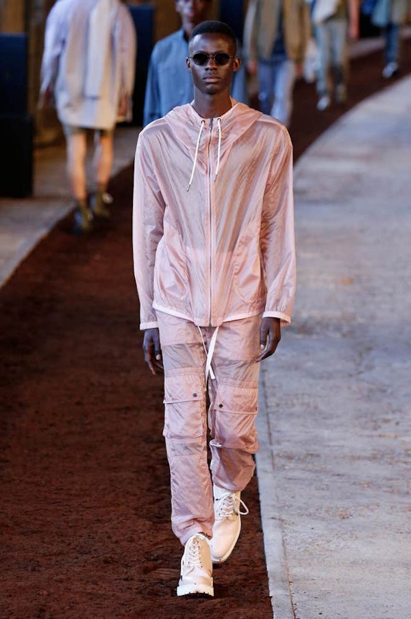 6 Trends From The Menswear Fashion Catwalks Of The Week (London, Florence)