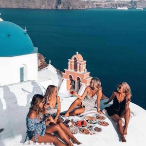 10 tips for planning the best Bachelorette Party abroad