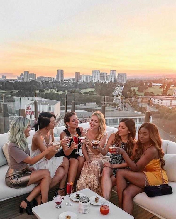 10 tips for planning the best Bachelorette Party abroad