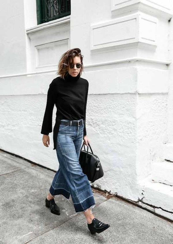 How to style baggy jeans