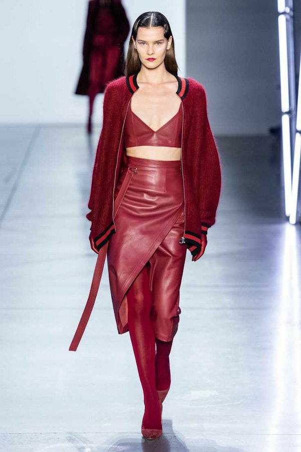 50 shades of red: the most fashionable color for leather items this fall