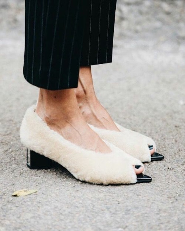 Fluffy shoes — a warm trend of the coming Autumn