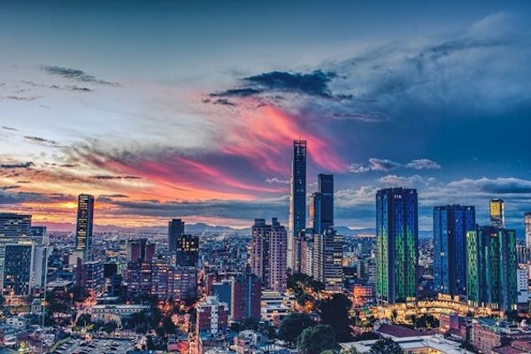Authentic shopping tour in Bogotá & rooftop experience