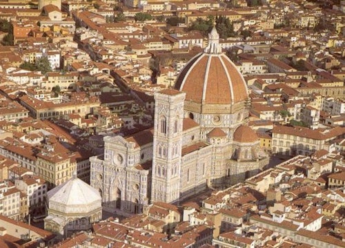 Exclusive shopping tour with your own stylist in Florence