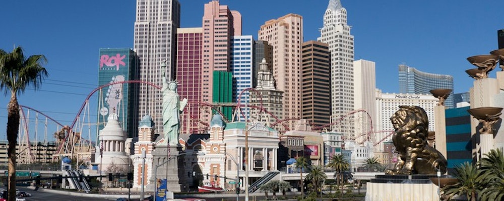 Exclusive fashion tour with your own stylist in Las Vegas