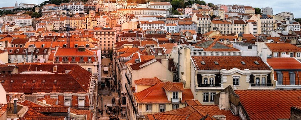 Exclusive fashion tour with your own stylist in Lisbon