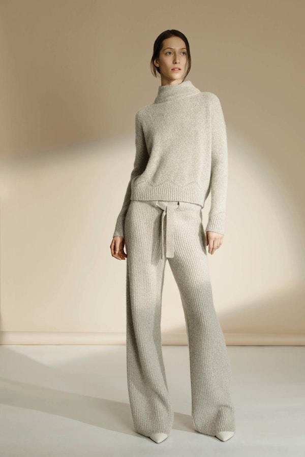 New trend: The most beautiful and comfortable knitted trousers for Autumn days
