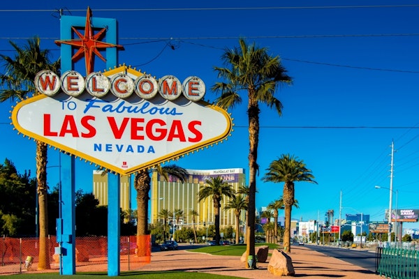 Girlfriend's shopping trip in Las Vegas