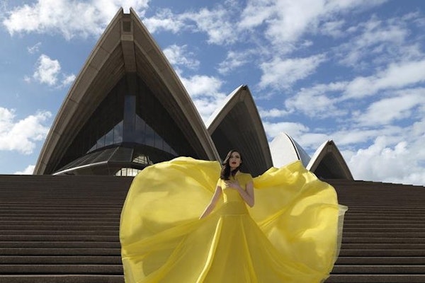 Luxury shopping tour with your own stylist in Sydney