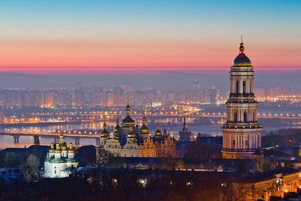 Exclusive fashion tour with your own stylist in Kyiv