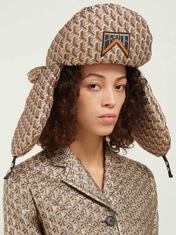 Fluffy hats, earflaps and baseball caps without a visor: the most fashionable hats of the season