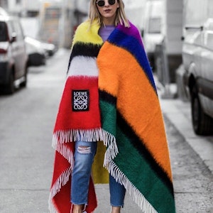 The most fashionable scarves this winter and how to wear them