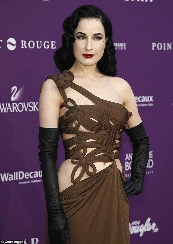 Steal her style : Dita Von Teese