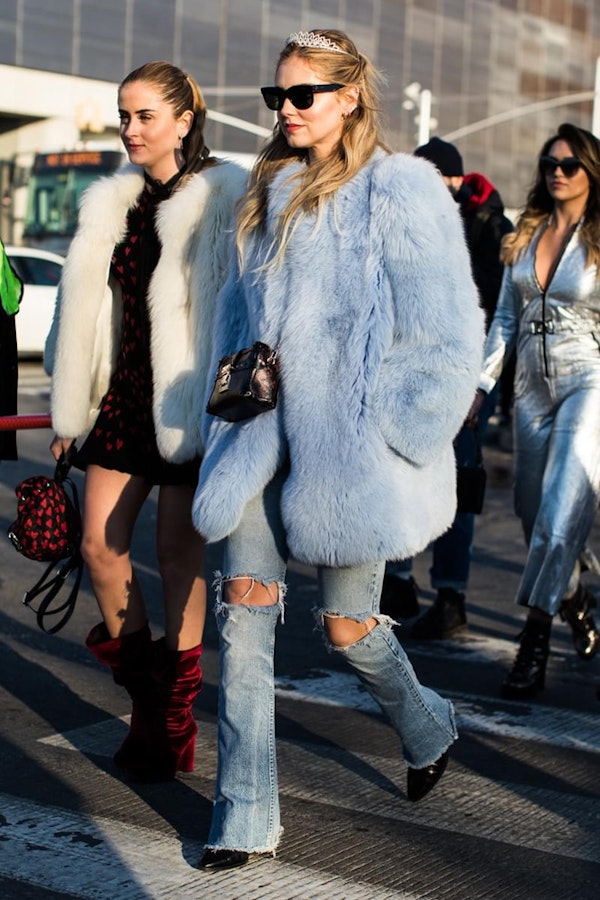 What stylish Italian women wear in winter time