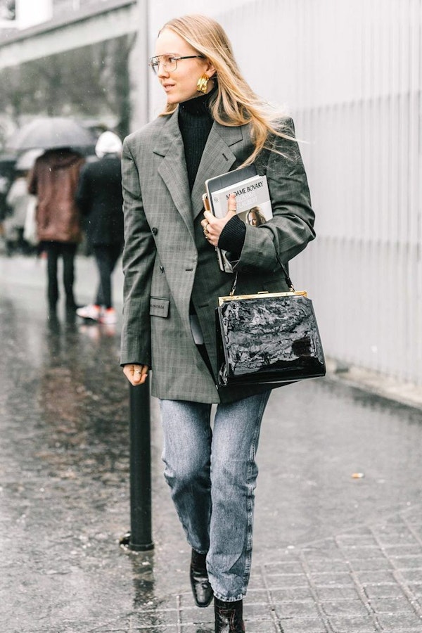 5 tips on how to update office wardrobe this season