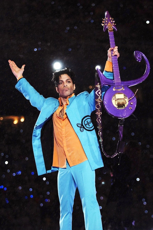 The brightest headliners outfits at the Super Bowl of all time