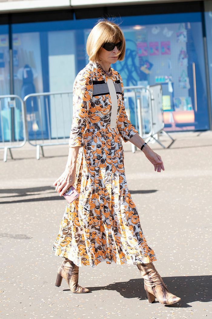 Anna wintour floral dress outlet