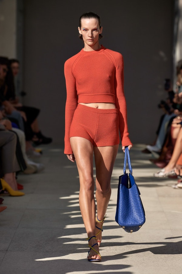 Terracotta - a bright trend of the spring-summer 2020 season 