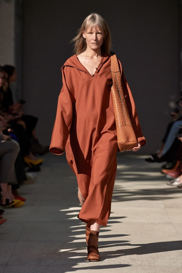 Terracotta - a bright trend of the spring-summer 2020 season 