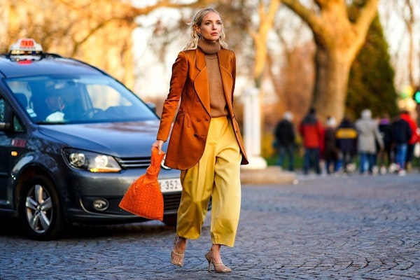 Terracotta - a bright trend of the spring-summer 2020 season 