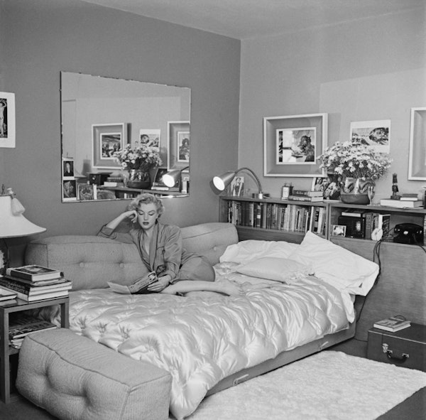 How Marilyn Monroe dressed at home 