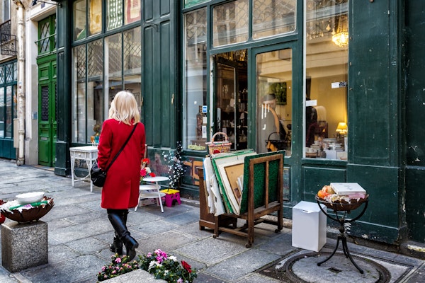 Make your shopping experience in Paris a memory