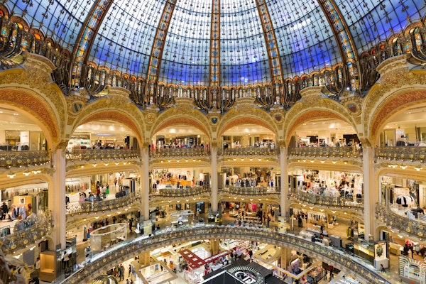 Make your shopping experience in Paris a memory