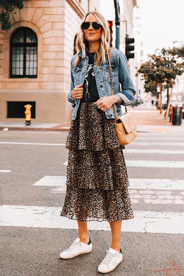 What to Wear for a Happy Hour with Coworkers What to Wear for a Happy Hour with Coworkers