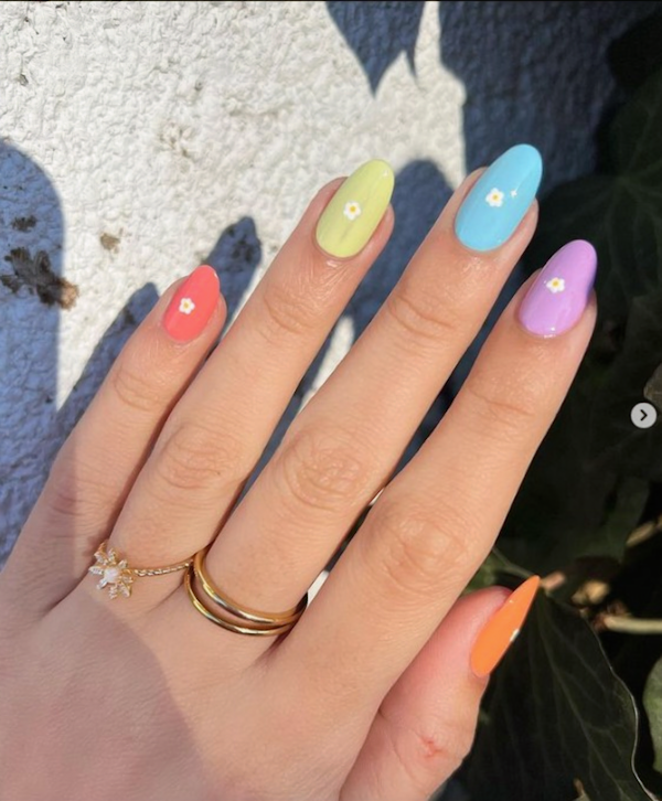 The 10 Best Nail Trends We're Loving for Summer 2022