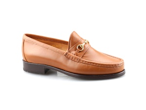 mocassino con morsetto Lepori collezione donna color cognac, scarpa vista di profilo