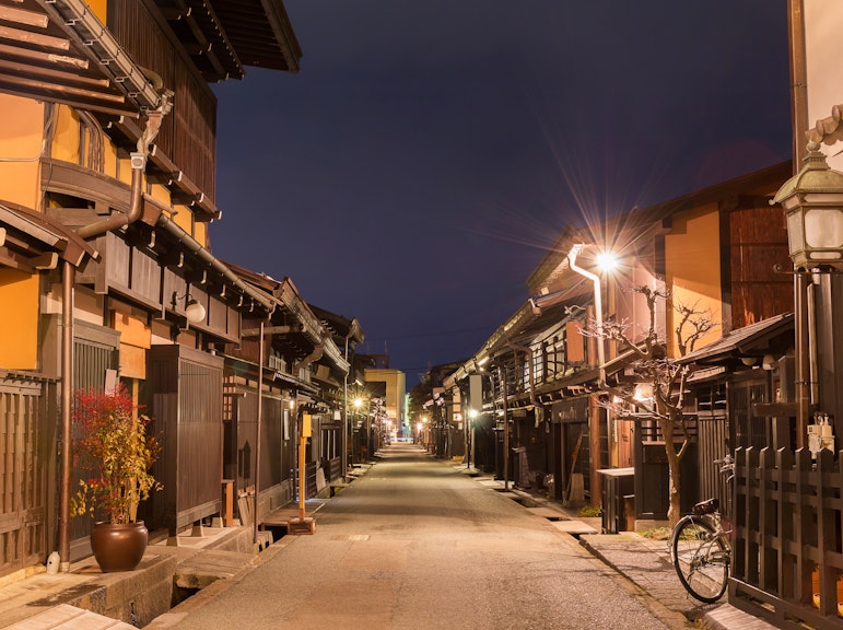 타카야마 야경 투어