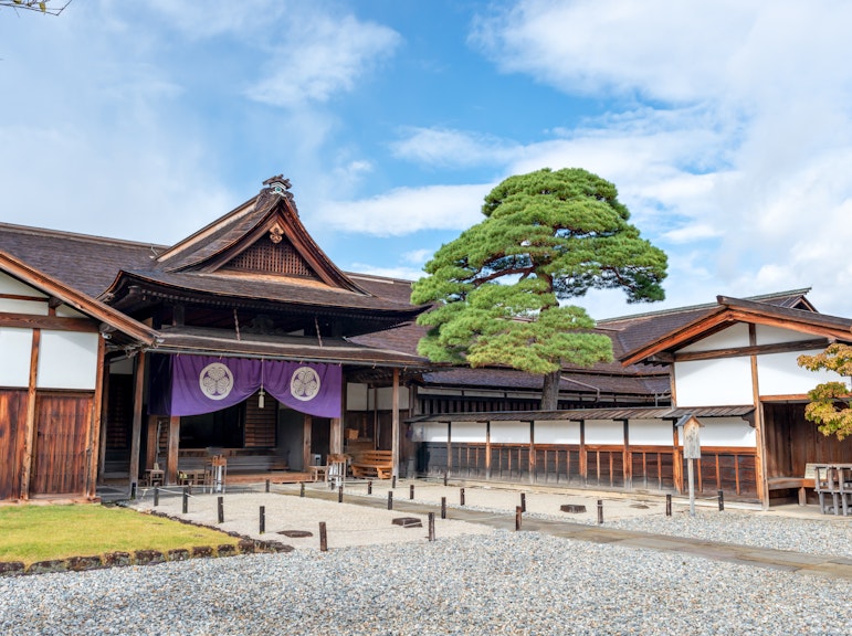 高山旧市街ウォーキングツアー 地元ガイド付き