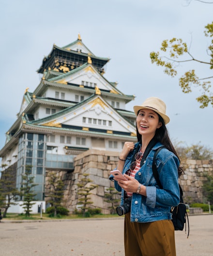 오사카의 궁전과 사원을 둘러보는 프라이빗 투어