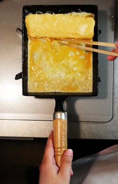 Cooking Tamagoyaki Cooking Tamagoyaki