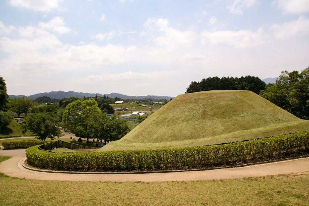 Takamatsuzuka Tumulus