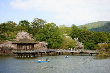 Ukimido Pond