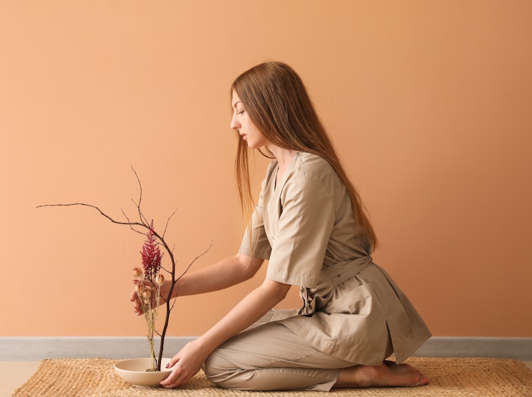 東京の谷中地区でのフラワーデザインセッション