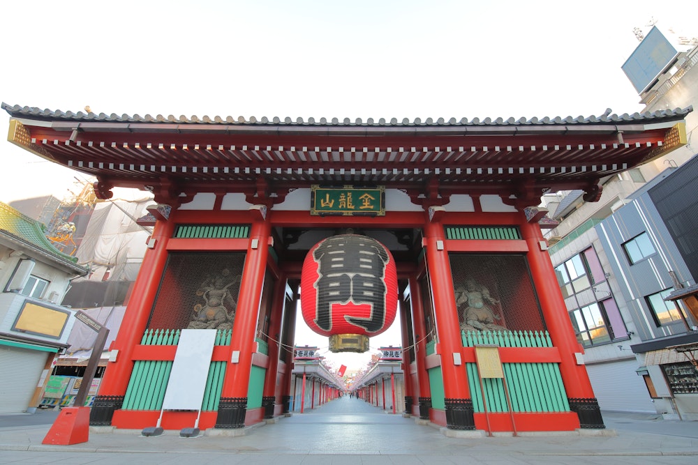 Kaminarimon Gate